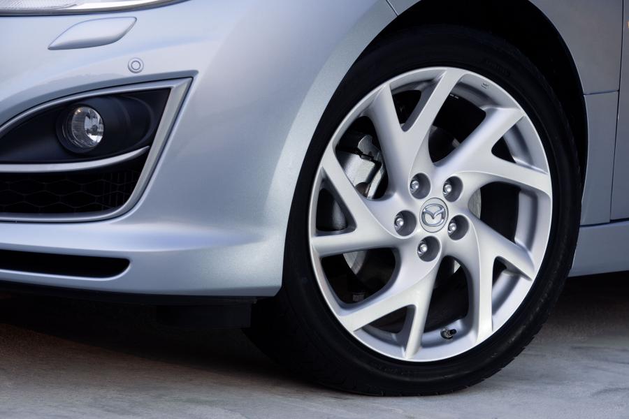  Mazda6 Hatchback 2010 года  (фото 22 из 49)
